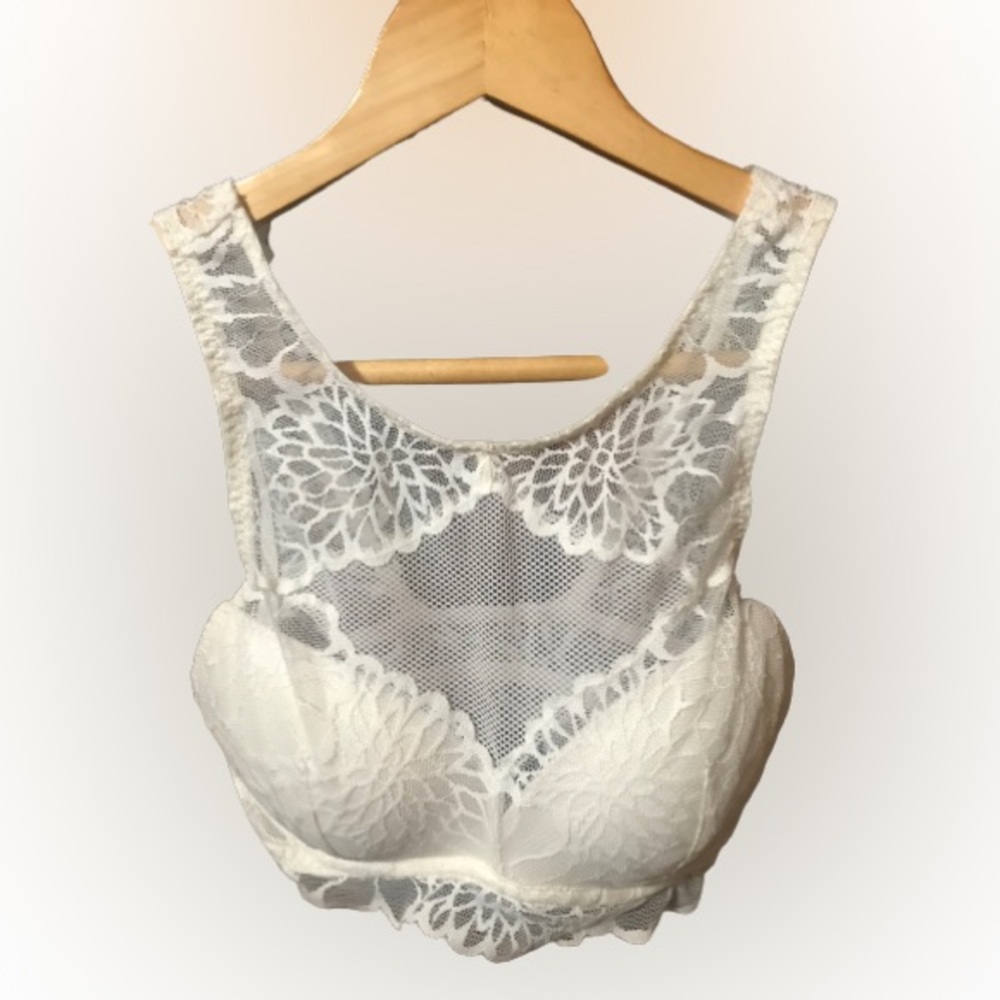 PINK Victoria's Secret bra size XS